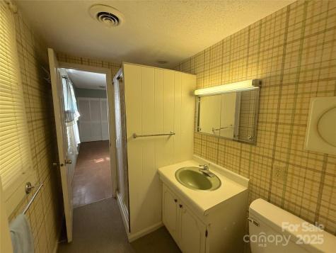 516 Averys Creek Road Arden NC 28704