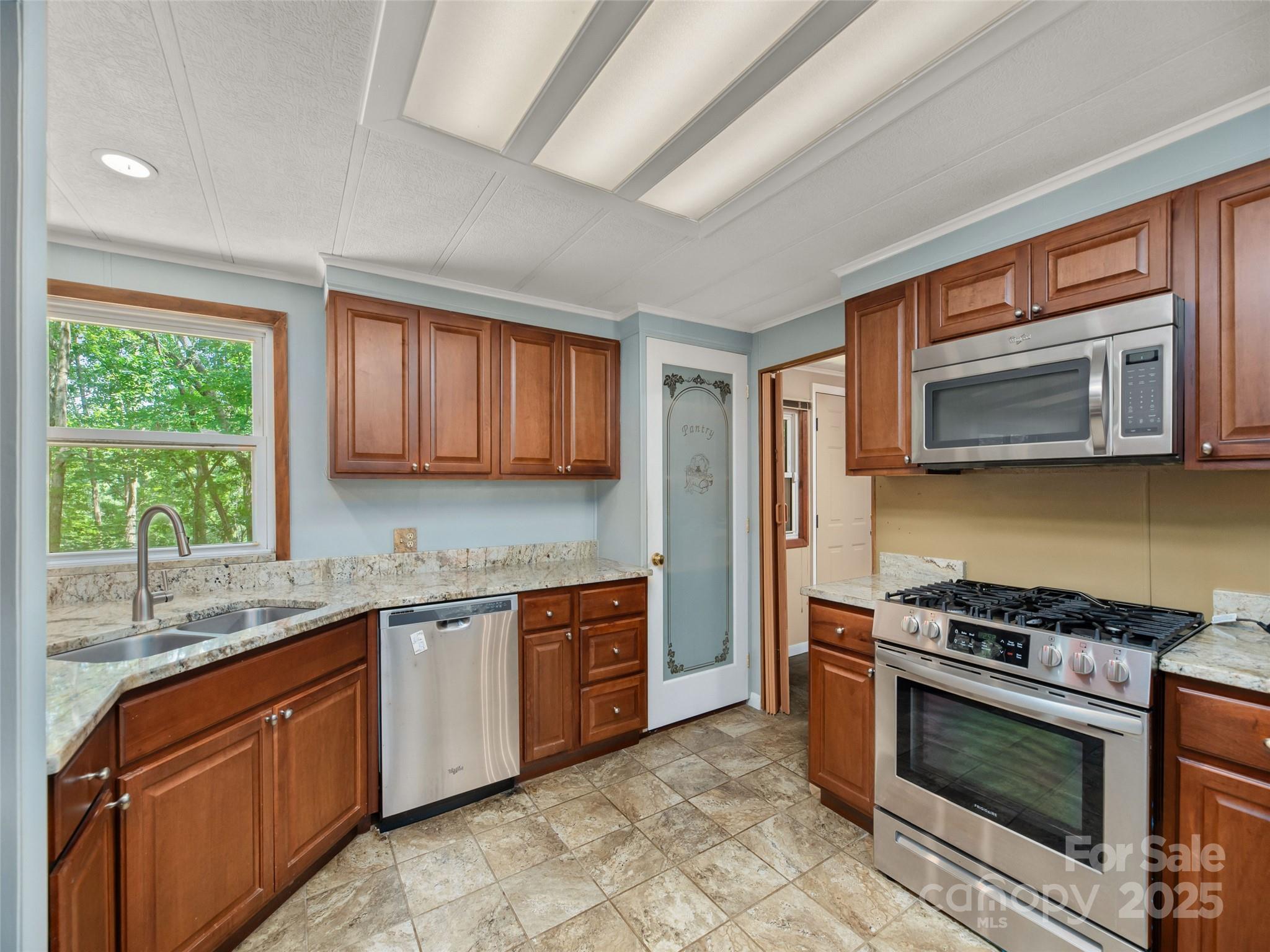 64 Mountain Site Lane Asheville NC 28803