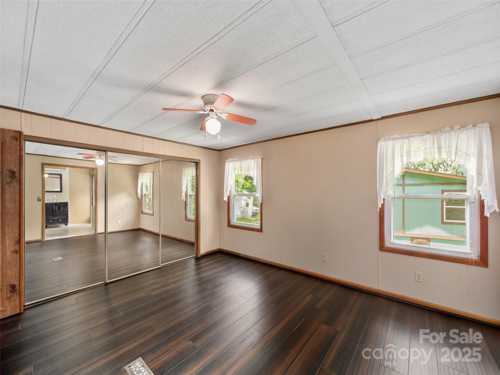 64 Mountain Site Lane Asheville NC 28803