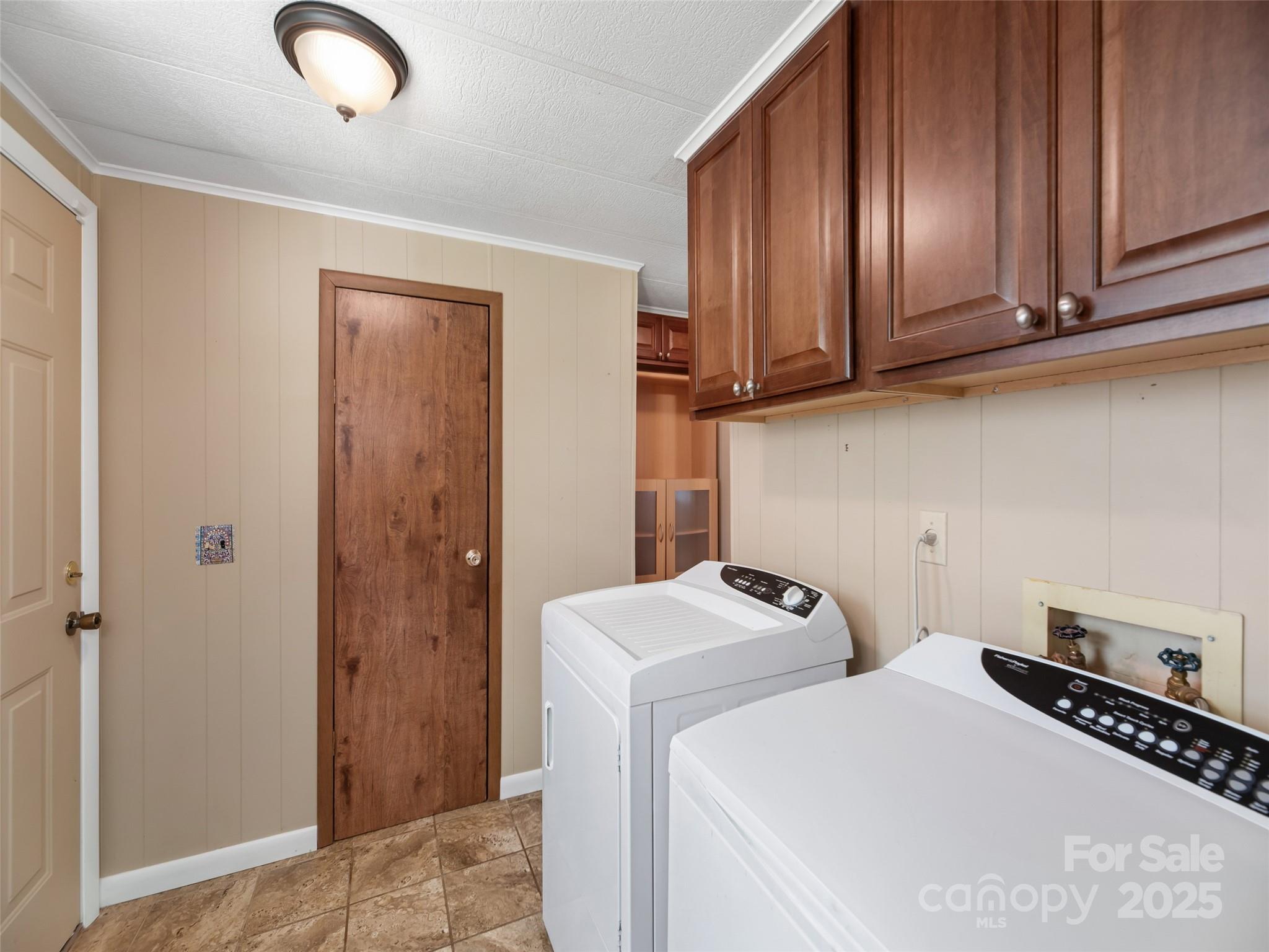 64 Mountain Site Lane Asheville NC 28803