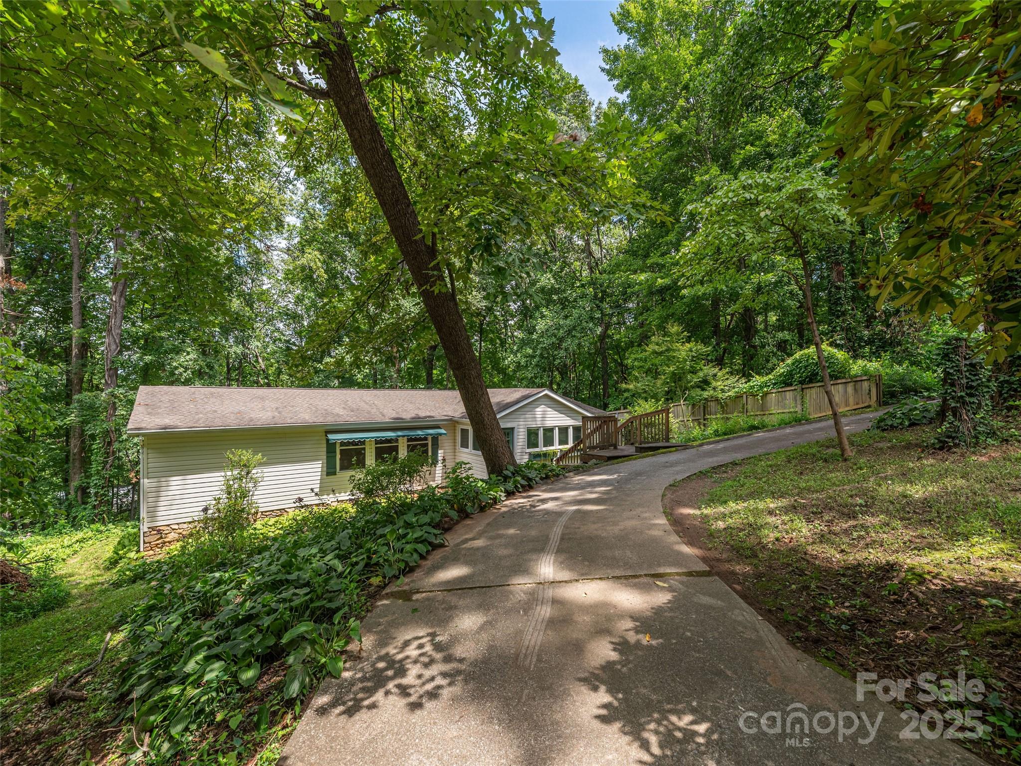 64 Mountain Site Lane Asheville NC 28803