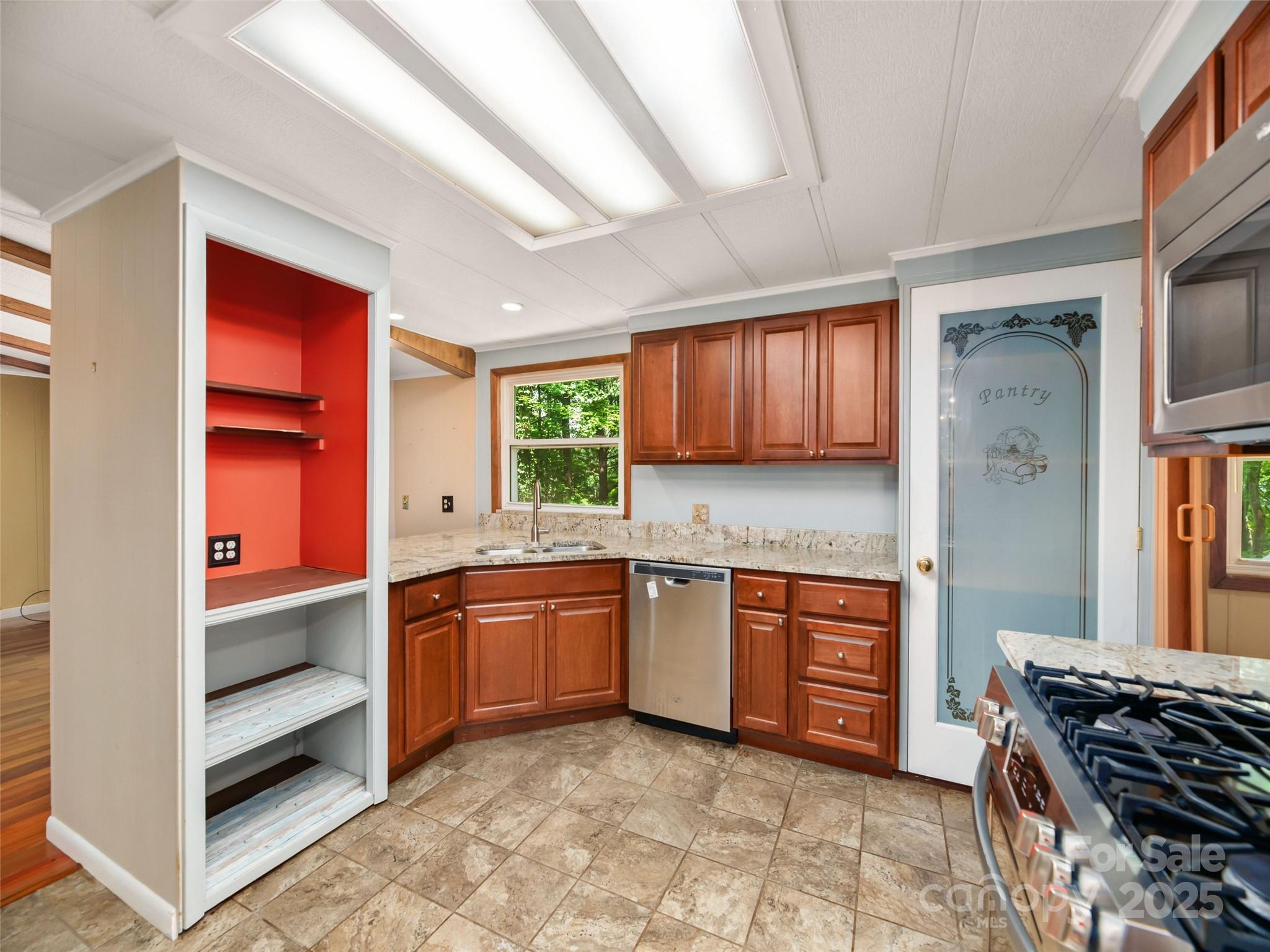 64 Mountain Site Lane Asheville NC 28803