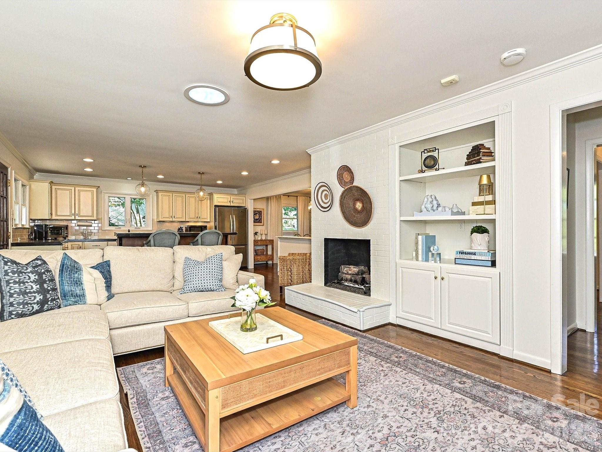 3131 Pinehurst Place Charlotte NC 28209