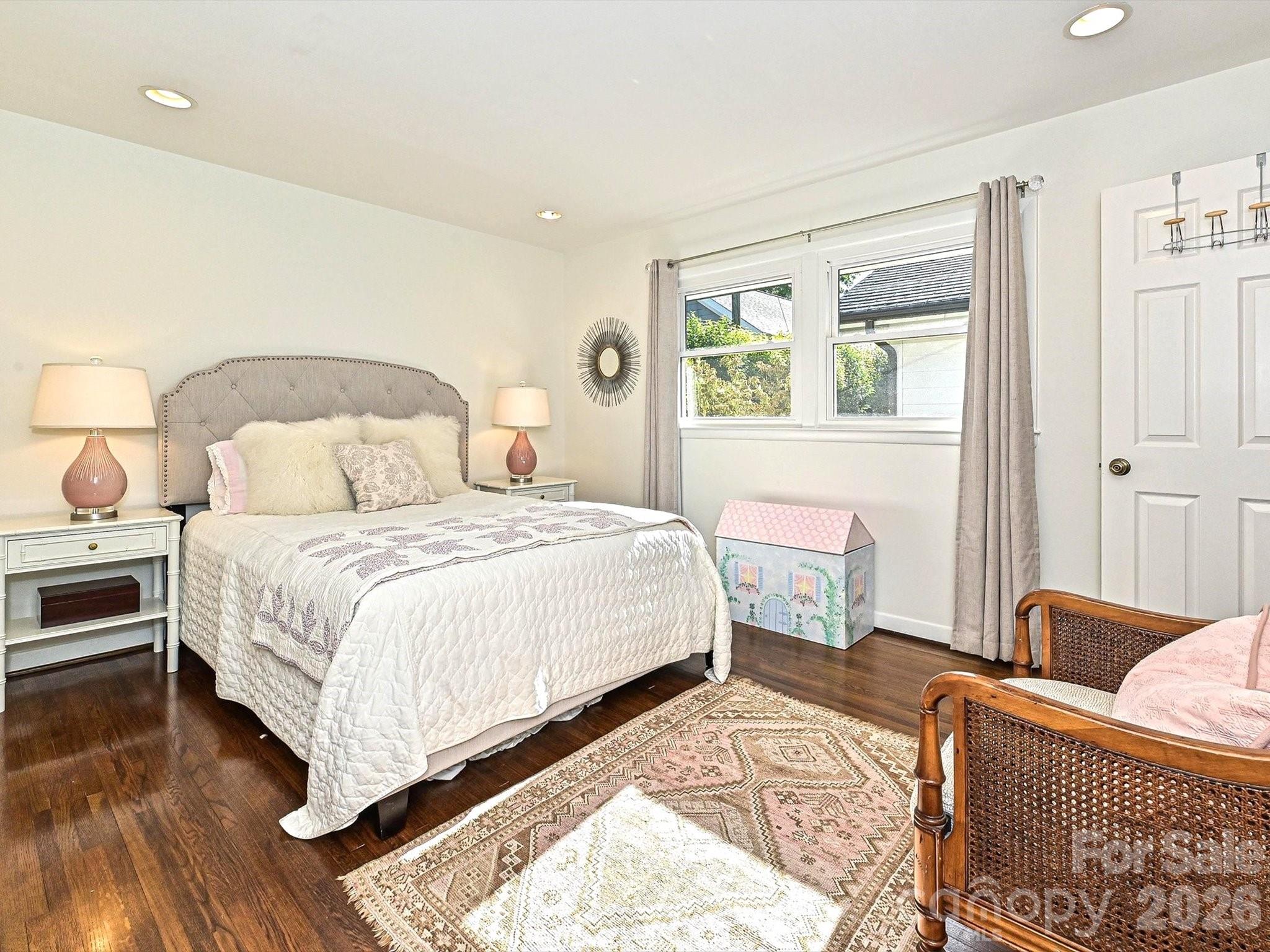 3131 Pinehurst Place Charlotte NC 28209