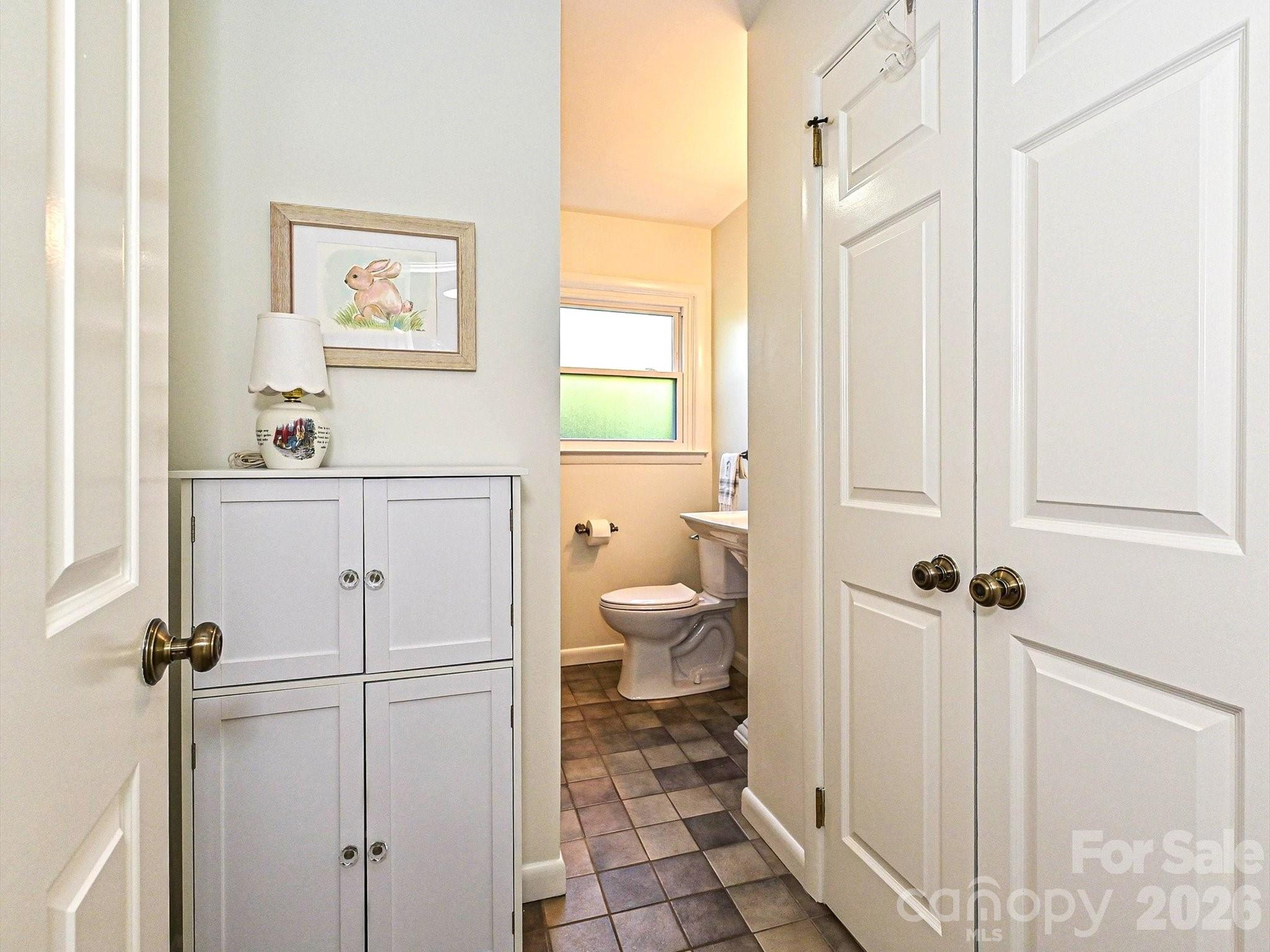 3131 Pinehurst Place Charlotte NC 28209