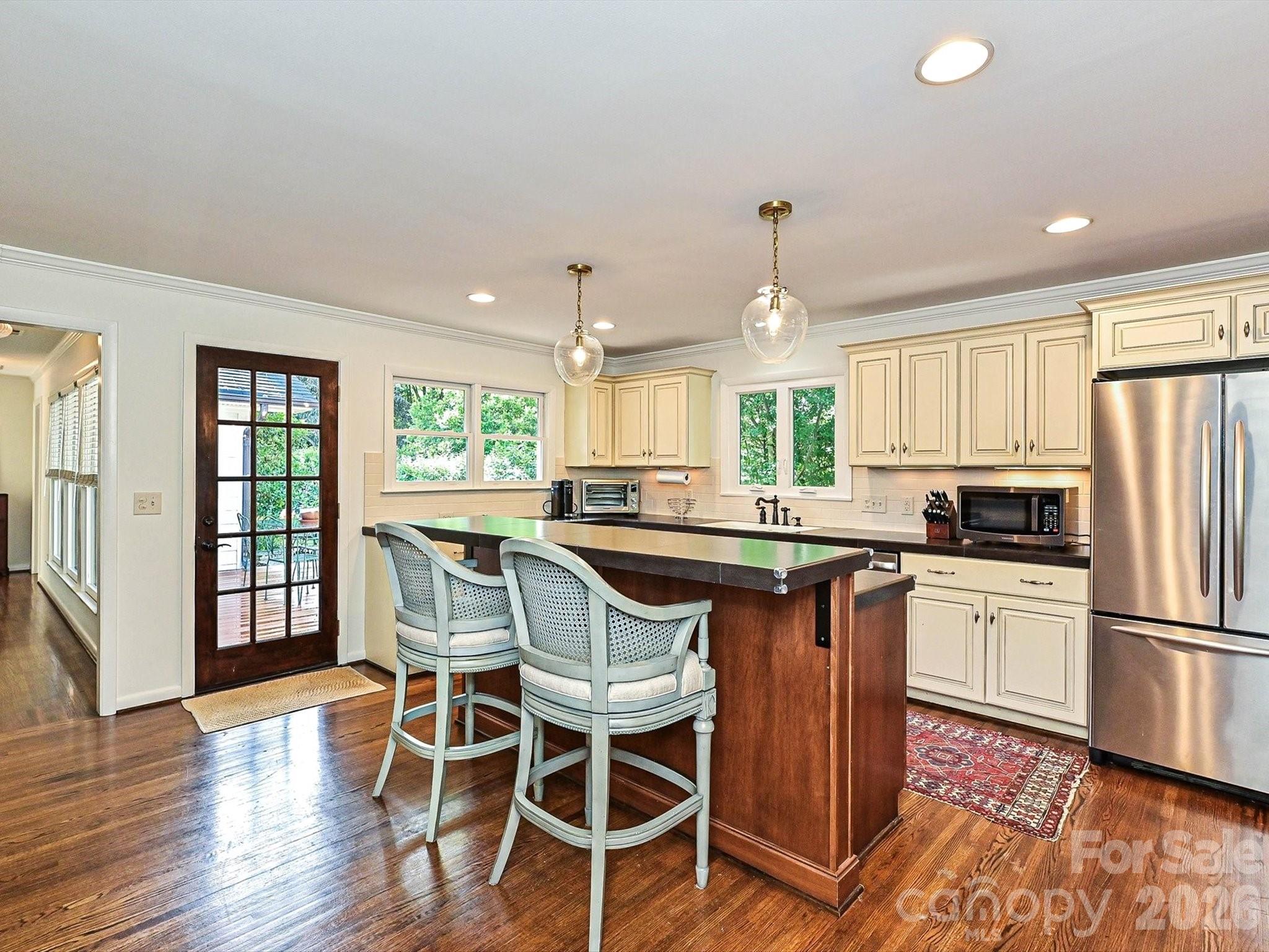 3131 Pinehurst Place Charlotte NC 28209