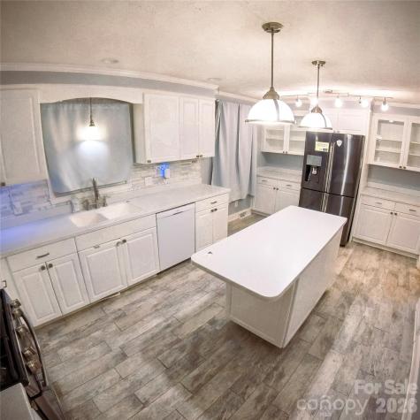 510 4th Avenue NE Conover NC 28613