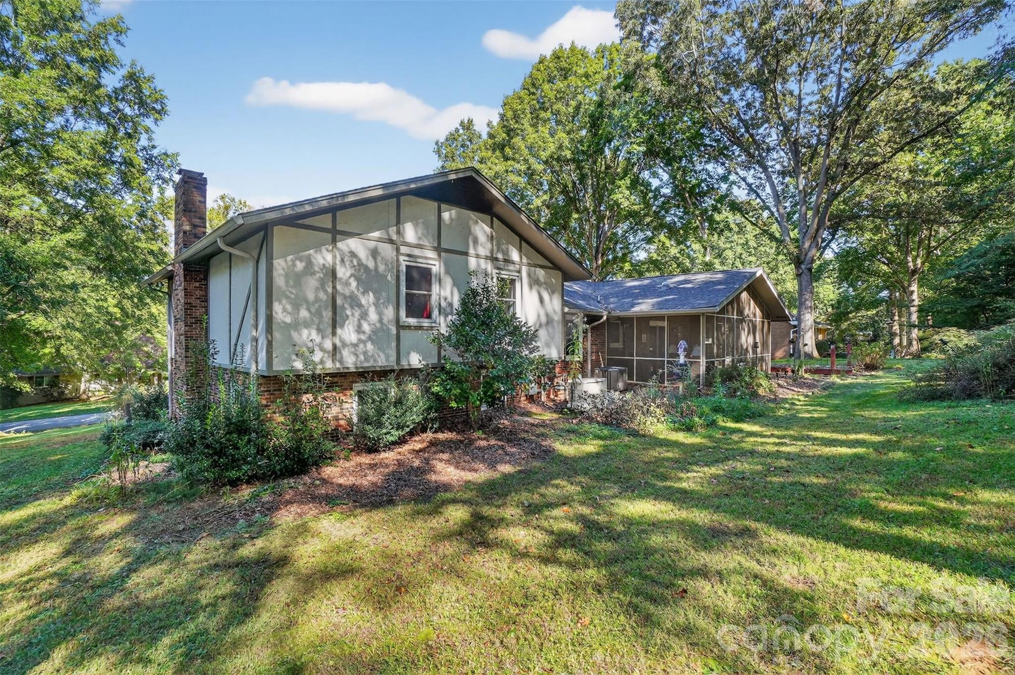 510 4th Avenue NE Conover NC 28613