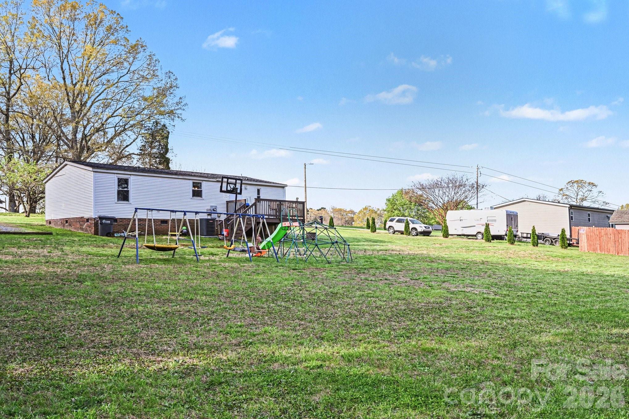 1392 Old Mountain Road Statesville NC 28677