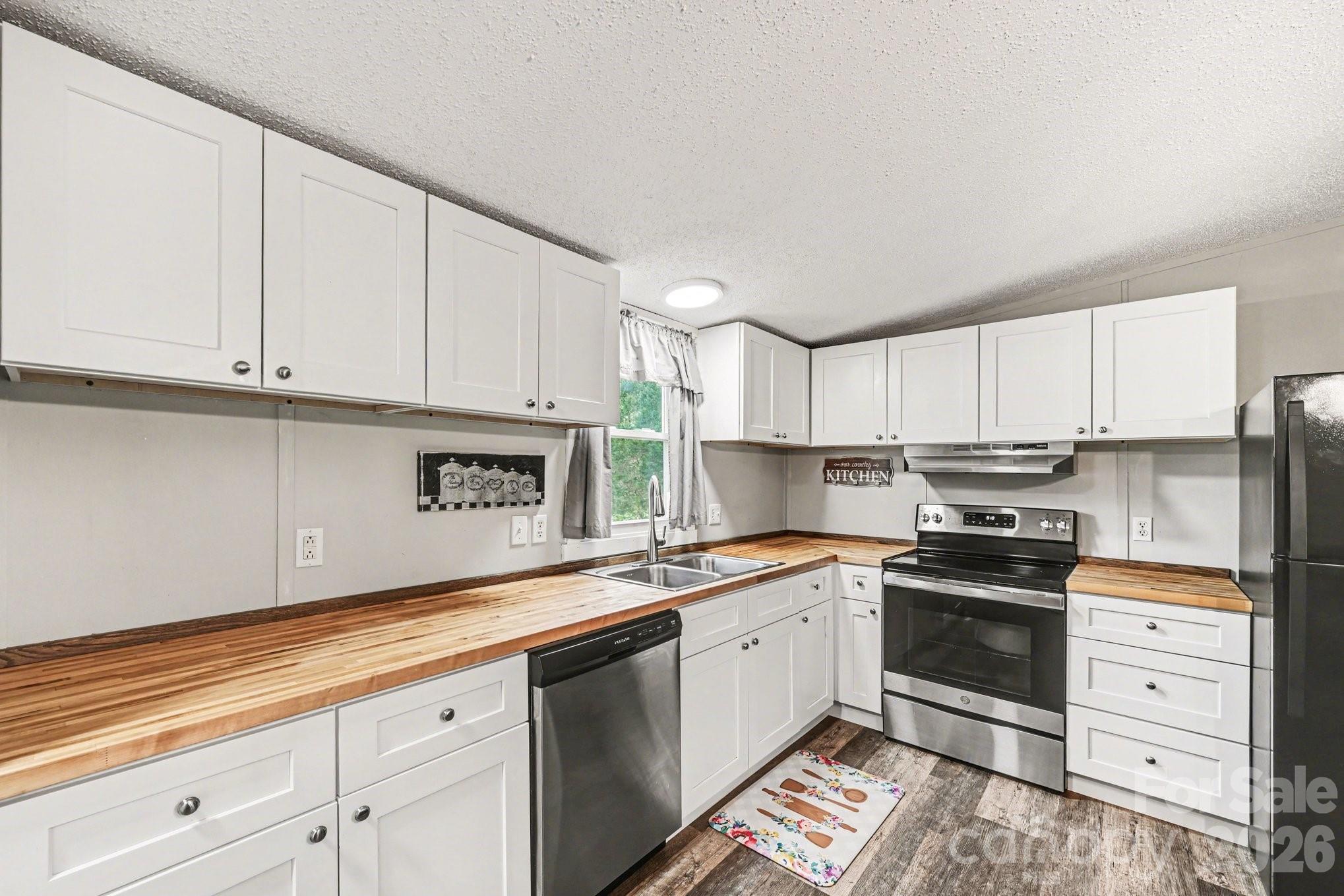1392 Old Mountain Road Statesville NC 28677