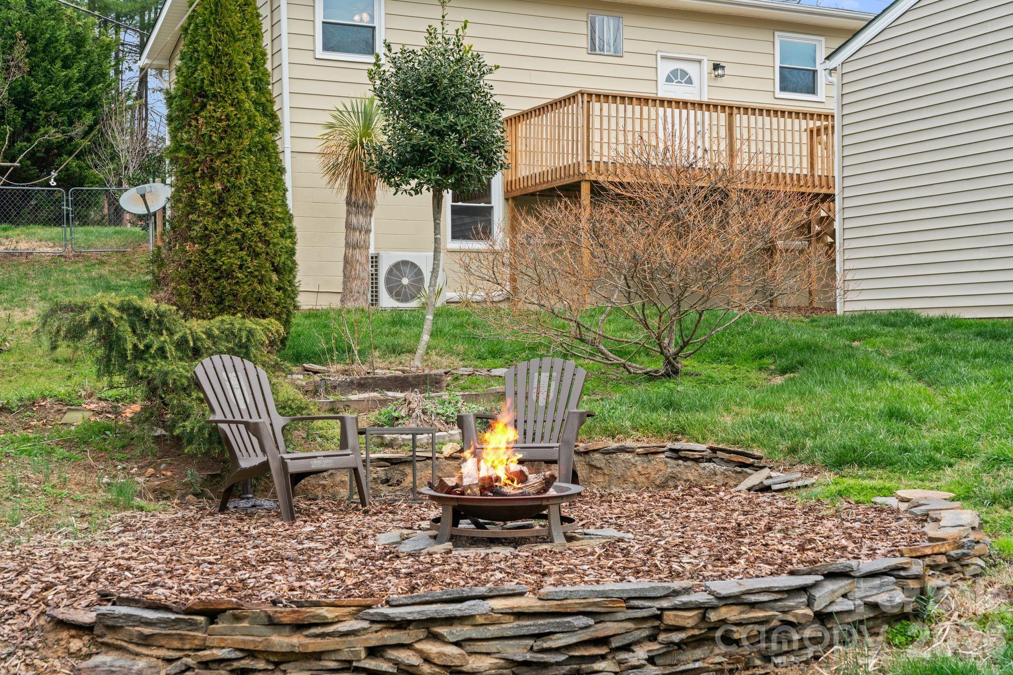 26 Cedar Hill Road Asheville NC 28806