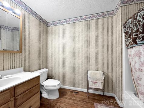 39 Millard Cove Road Leicester NC 28748