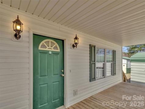 39 Millard Cove Road Leicester NC 28748