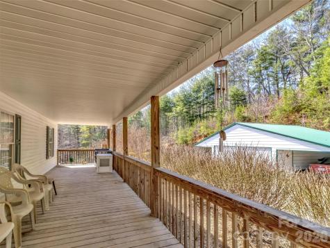 39 Millard Cove Road Leicester NC 28748