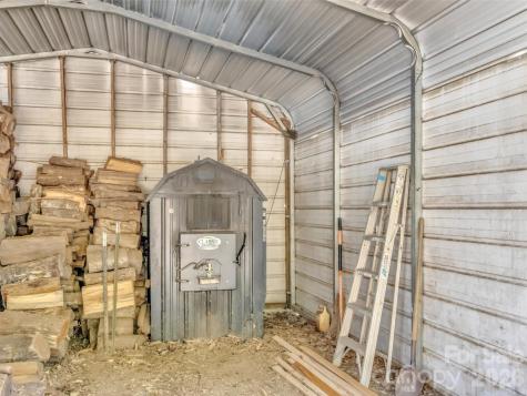 39 Millard Cove Road Leicester NC 28748