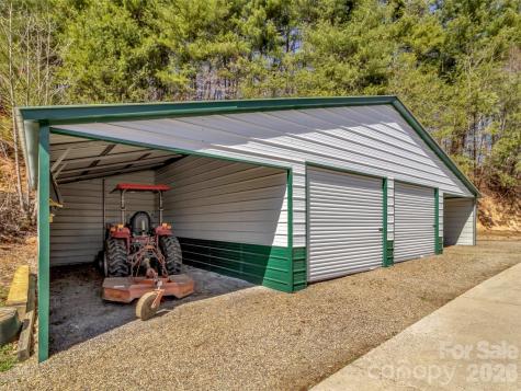 39 Millard Cove Road Leicester NC 28748