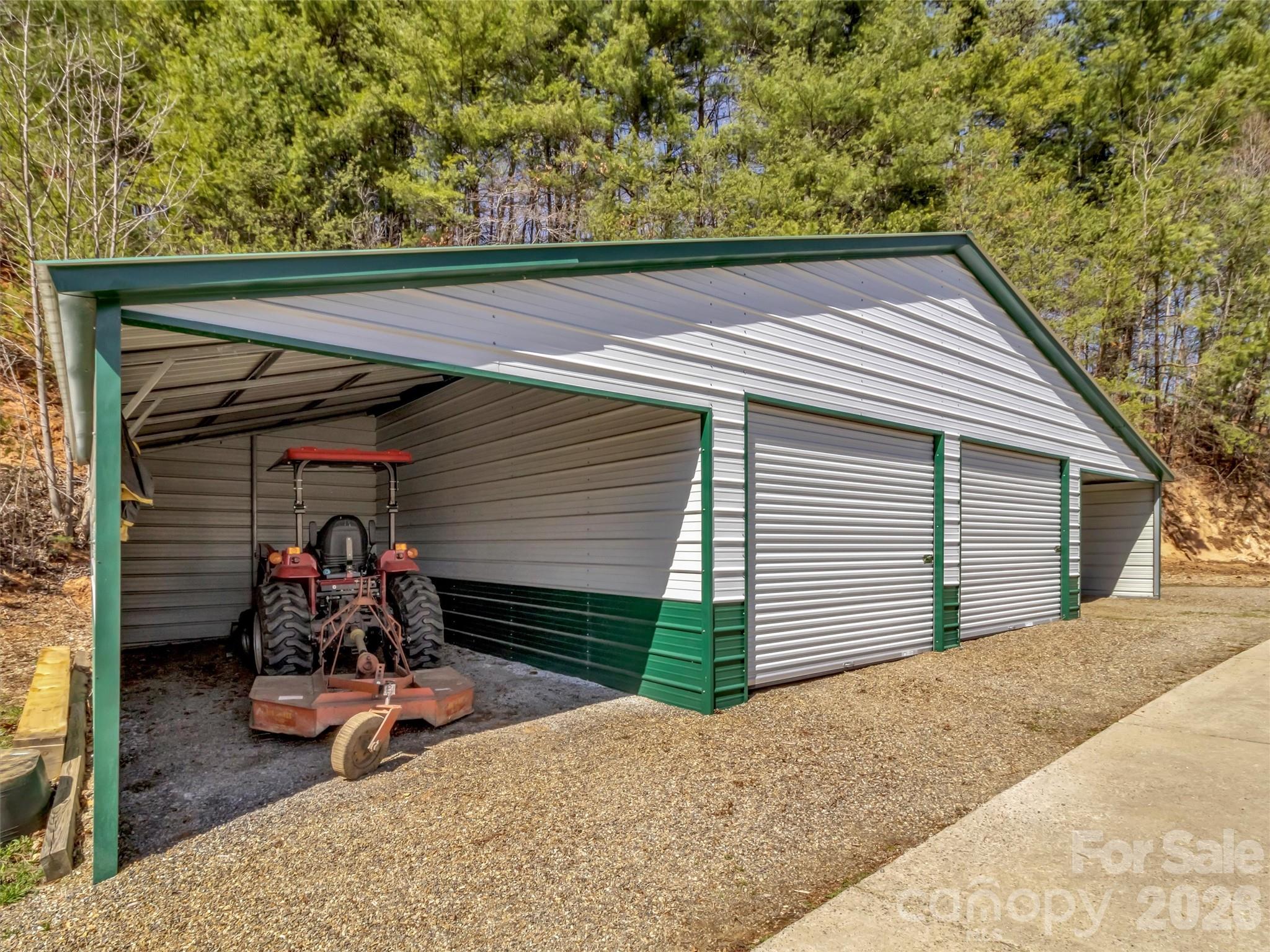 39 Millard Cove Road Leicester NC 28748
