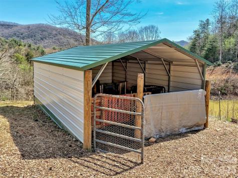 39 Millard Cove Road Leicester NC 28748