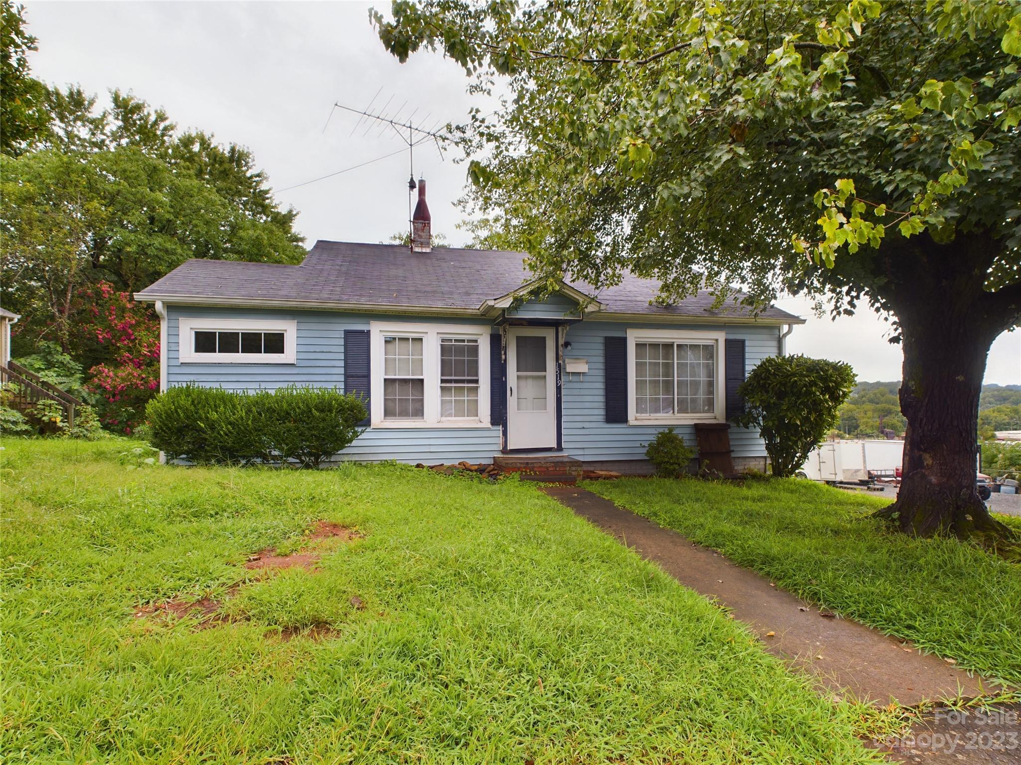 1519 Underdown Avenue SW Lenoir NC 28645