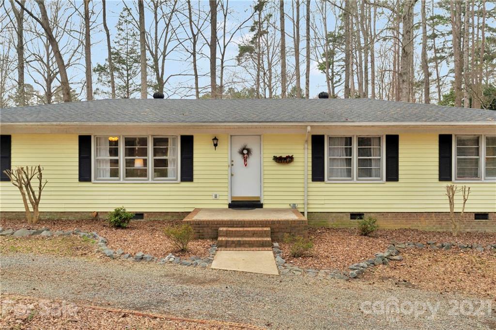 2521 Meadow Lane Matthews NC 28105
