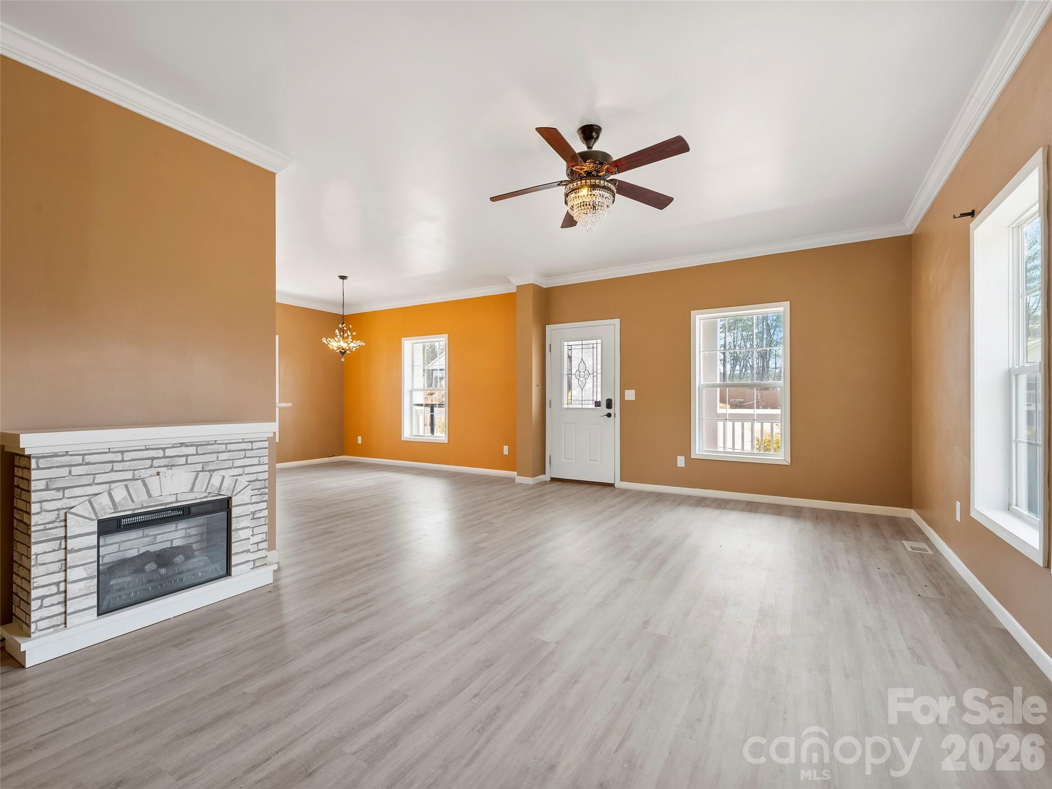 83 Moss Hill Drive Hendersonville NC 28792