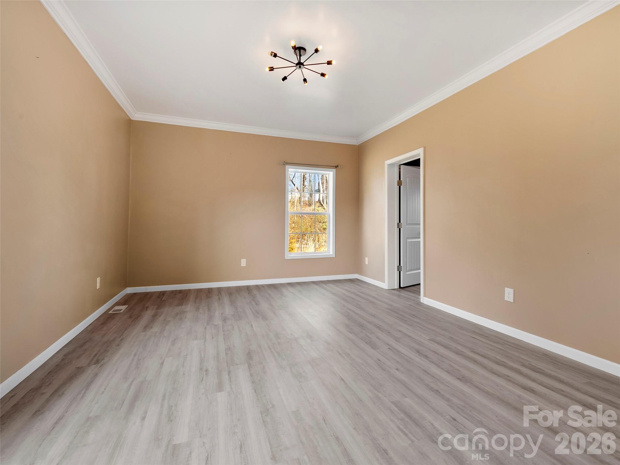 83 Moss Hill Drive Hendersonville NC 28792