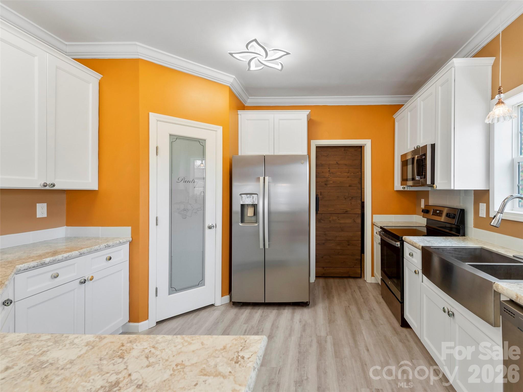 83 Moss Hill Drive Hendersonville NC 28792