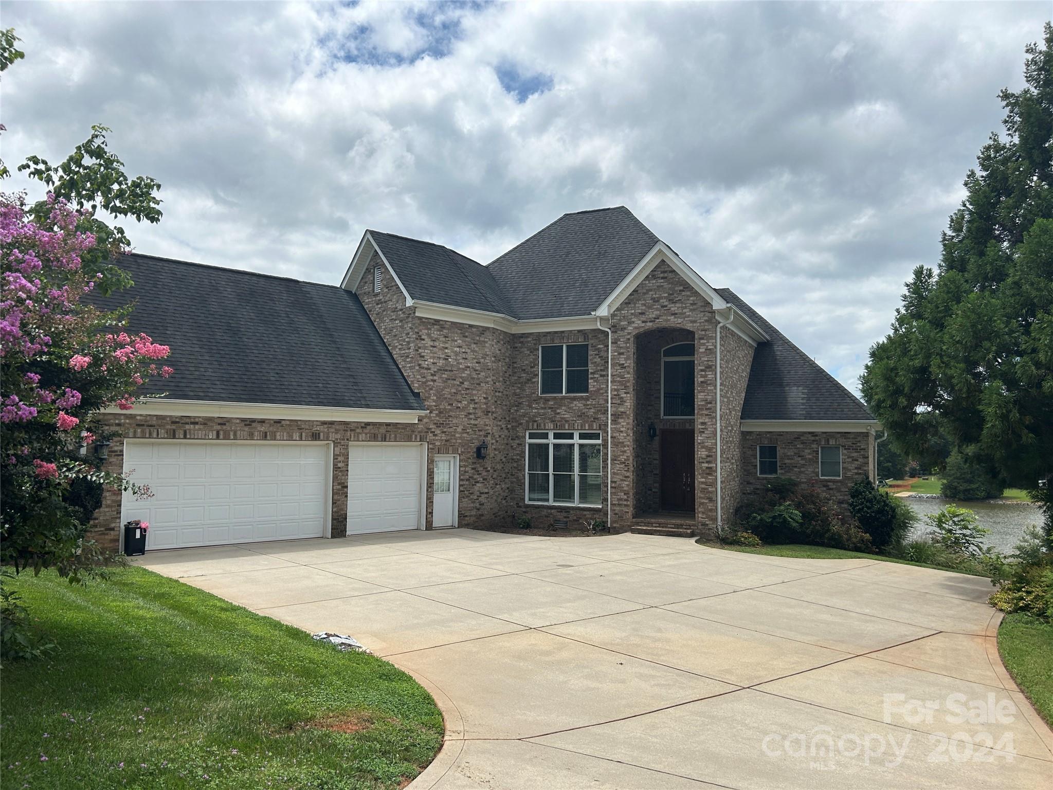 101 Donnive Drive Mooresville NC 28117