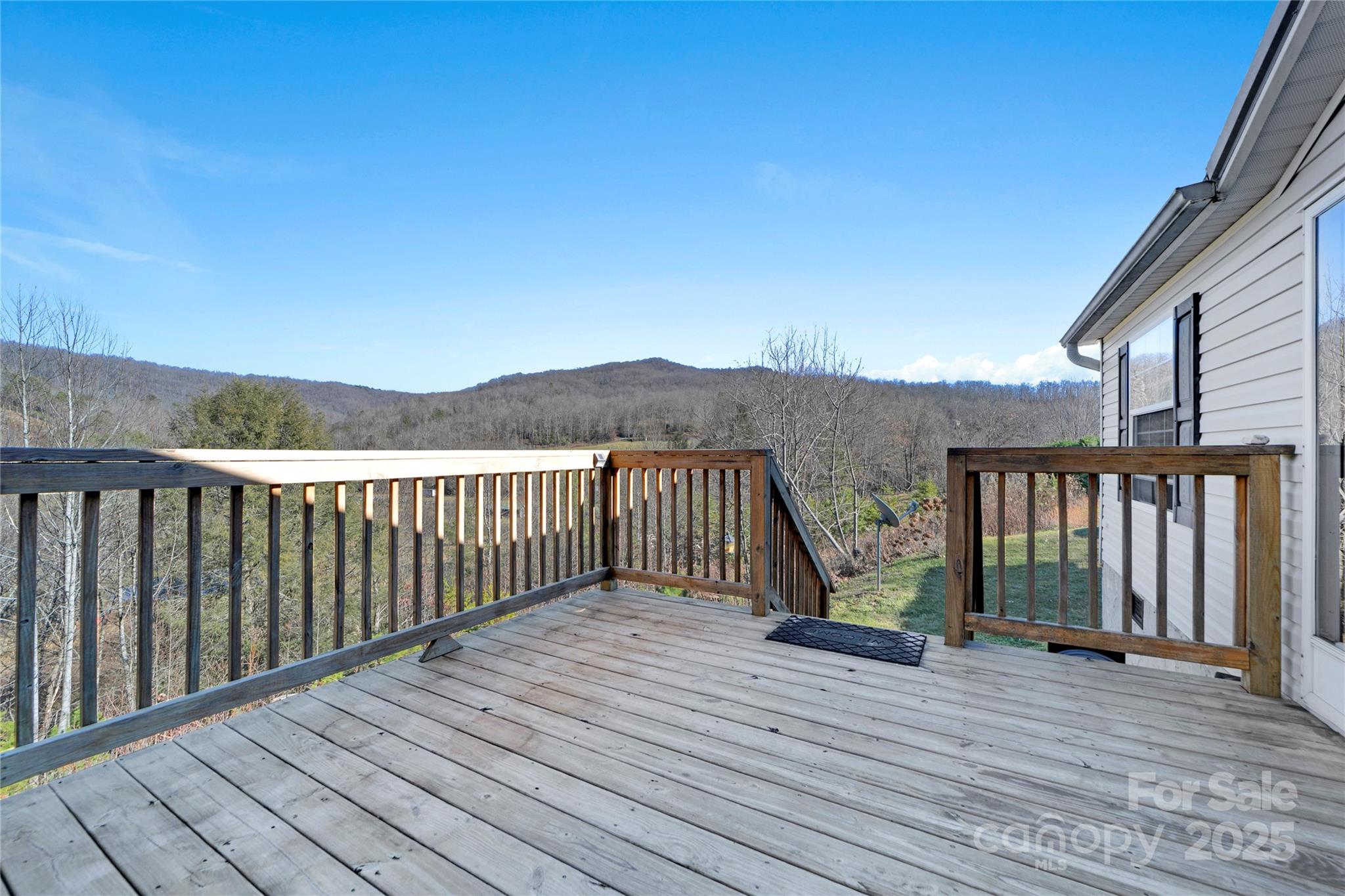 33 N Shadow Run Balsam Grove NC 28708