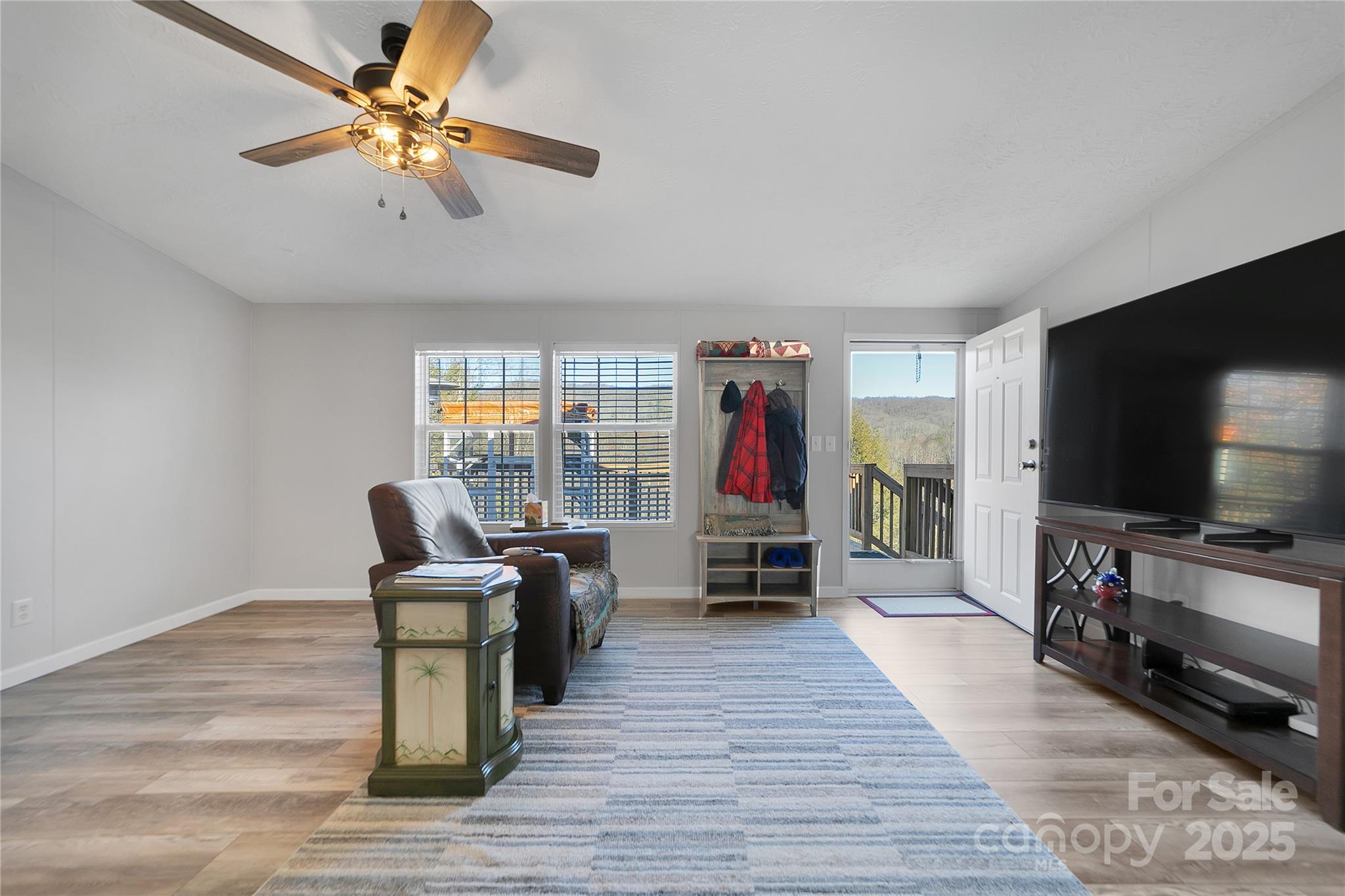 33 N Shadow Run Balsam Grove NC 28708