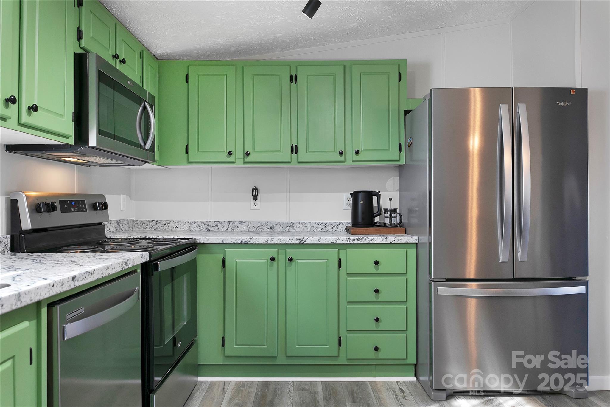 33 N Shadow Run Balsam Grove NC 28708