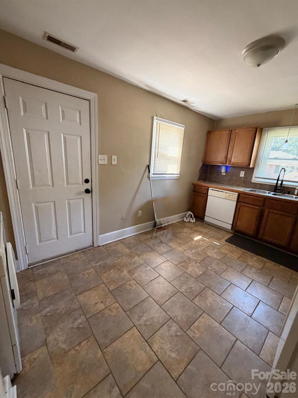 1217 Enderly Road Charlotte NC 28208