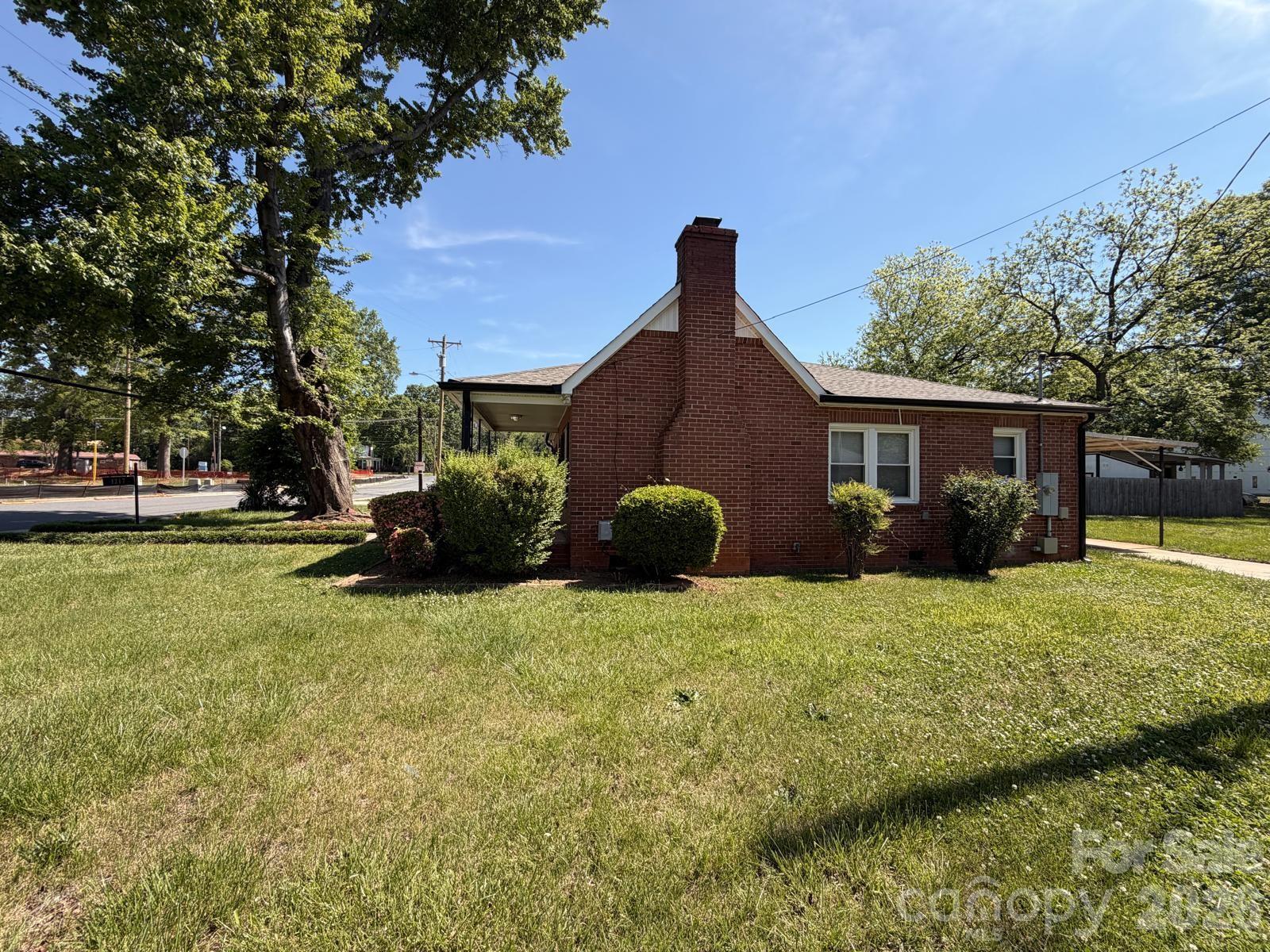 1217 Enderly Road Charlotte NC 28208