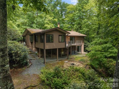 32 Honeysuckle Ridge Road Pisgah Forest NC 28768