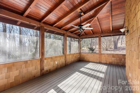 451 Crescent Trail Highlands NC 28741