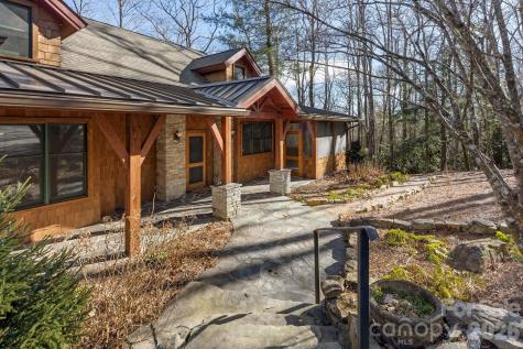451 Crescent Trail Highlands NC 28741