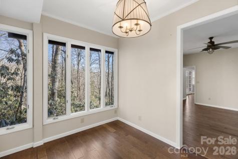 451 Crescent Trail Highlands NC 28741