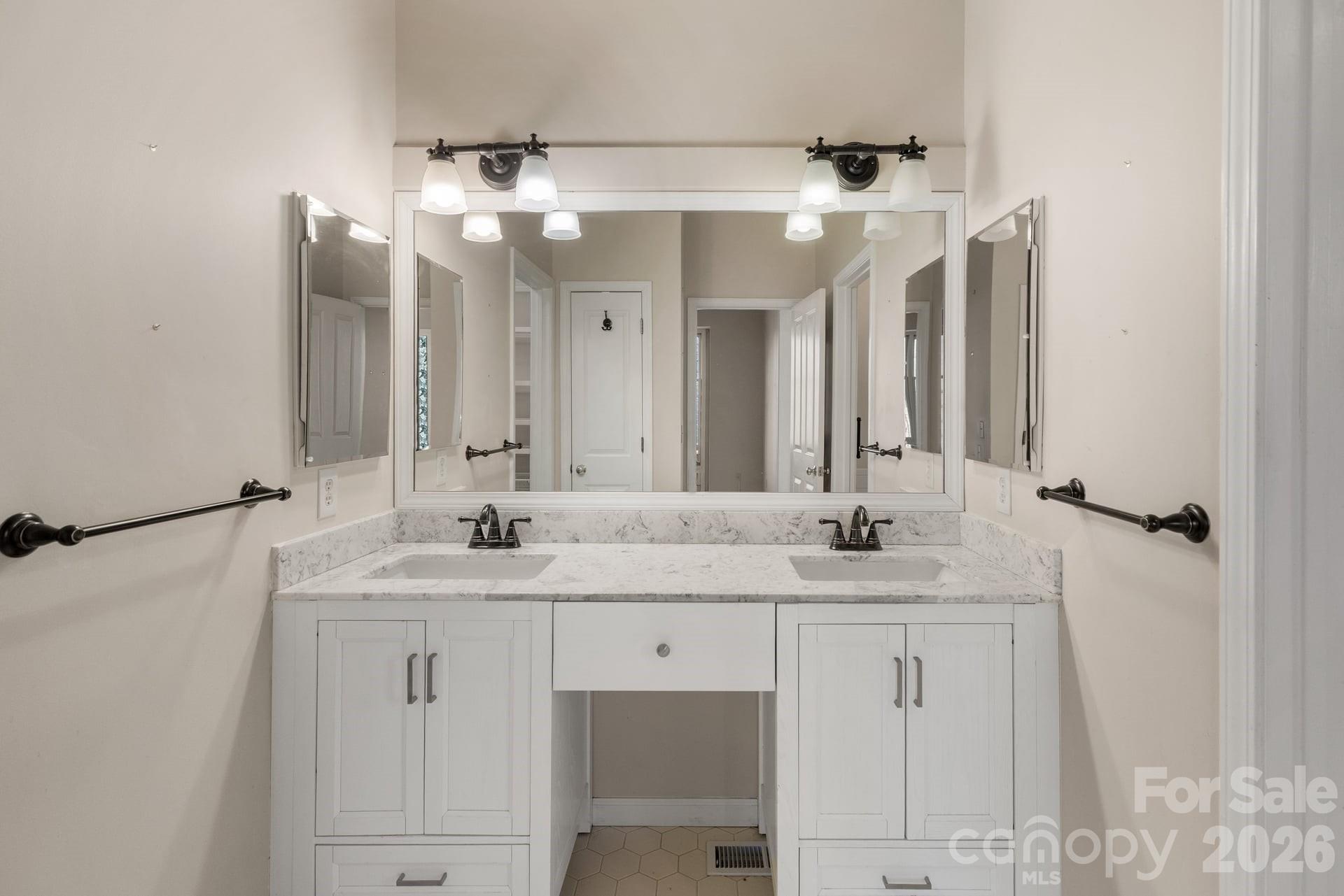 451 Crescent Trail Highlands NC 28741