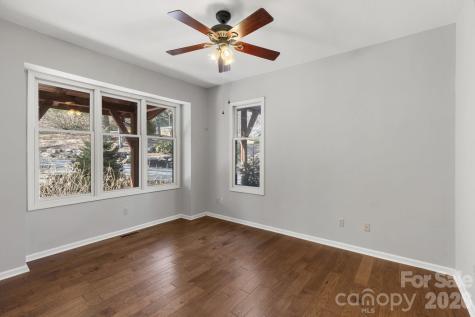 451 Crescent Trail Highlands NC 28741