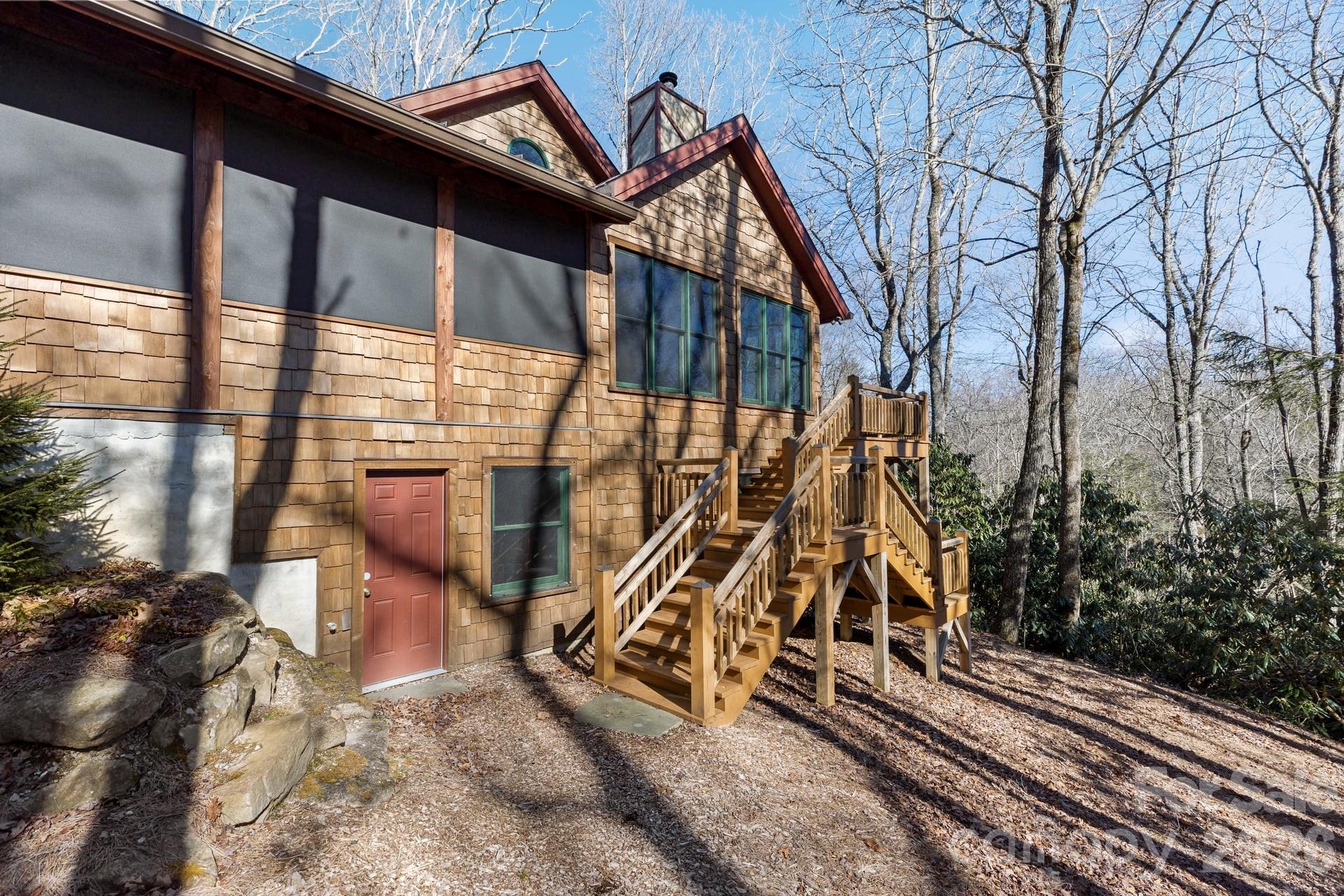451 Crescent Trail Highlands NC 28741