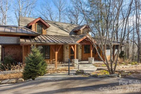 451 Crescent Trail Highlands NC 28741