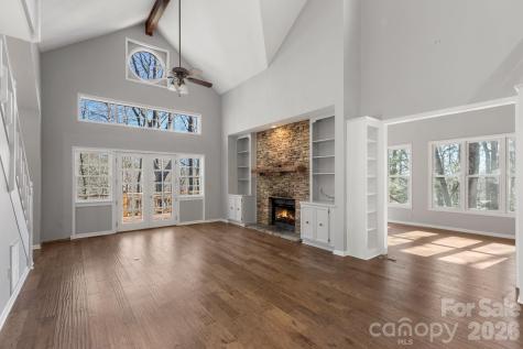 451 Crescent Trail Highlands NC 28741