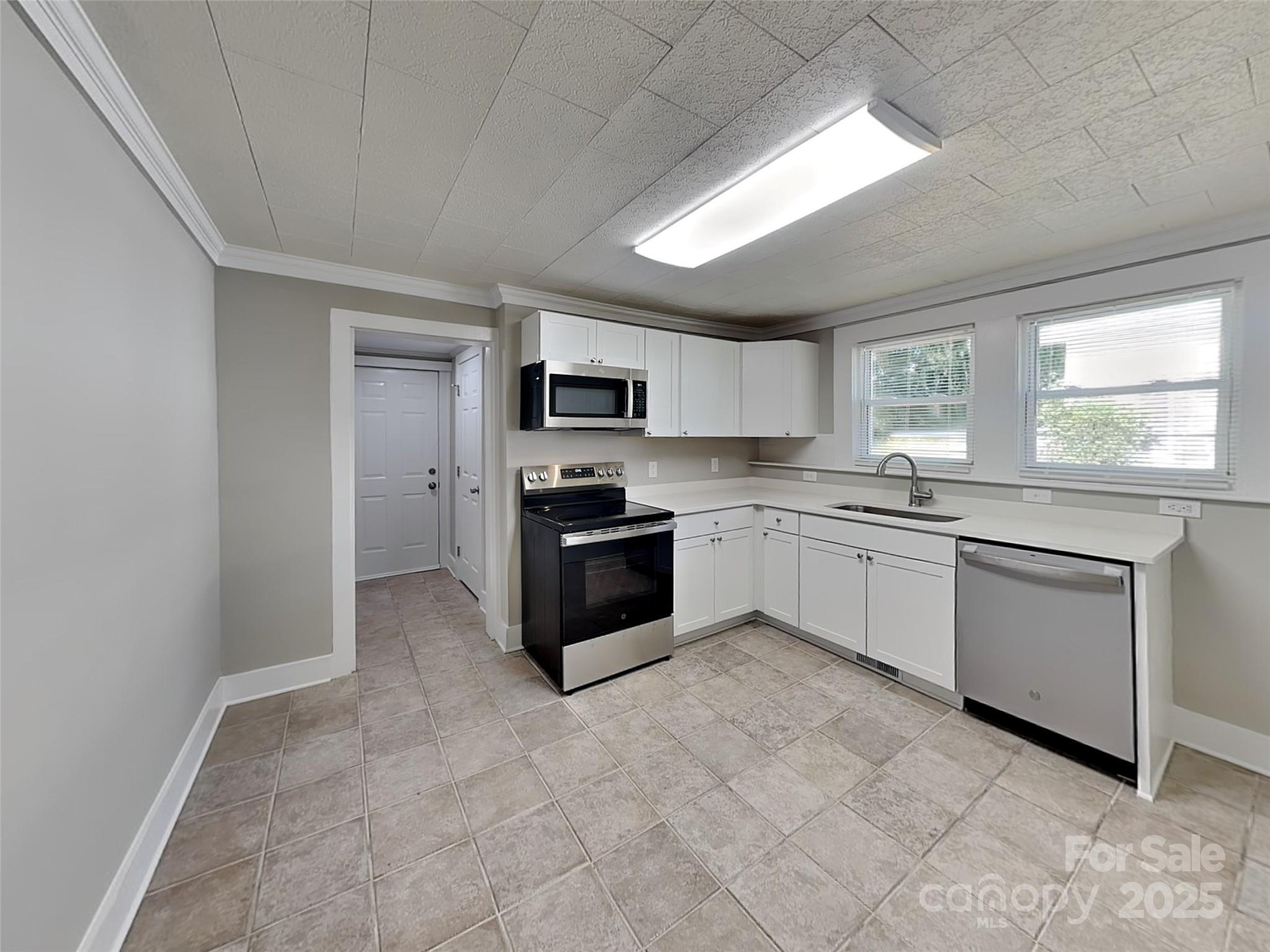 313 Bruce Avenue Mooresville NC 28115