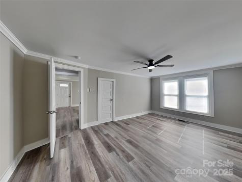 313 Bruce Avenue Mooresville NC 28115