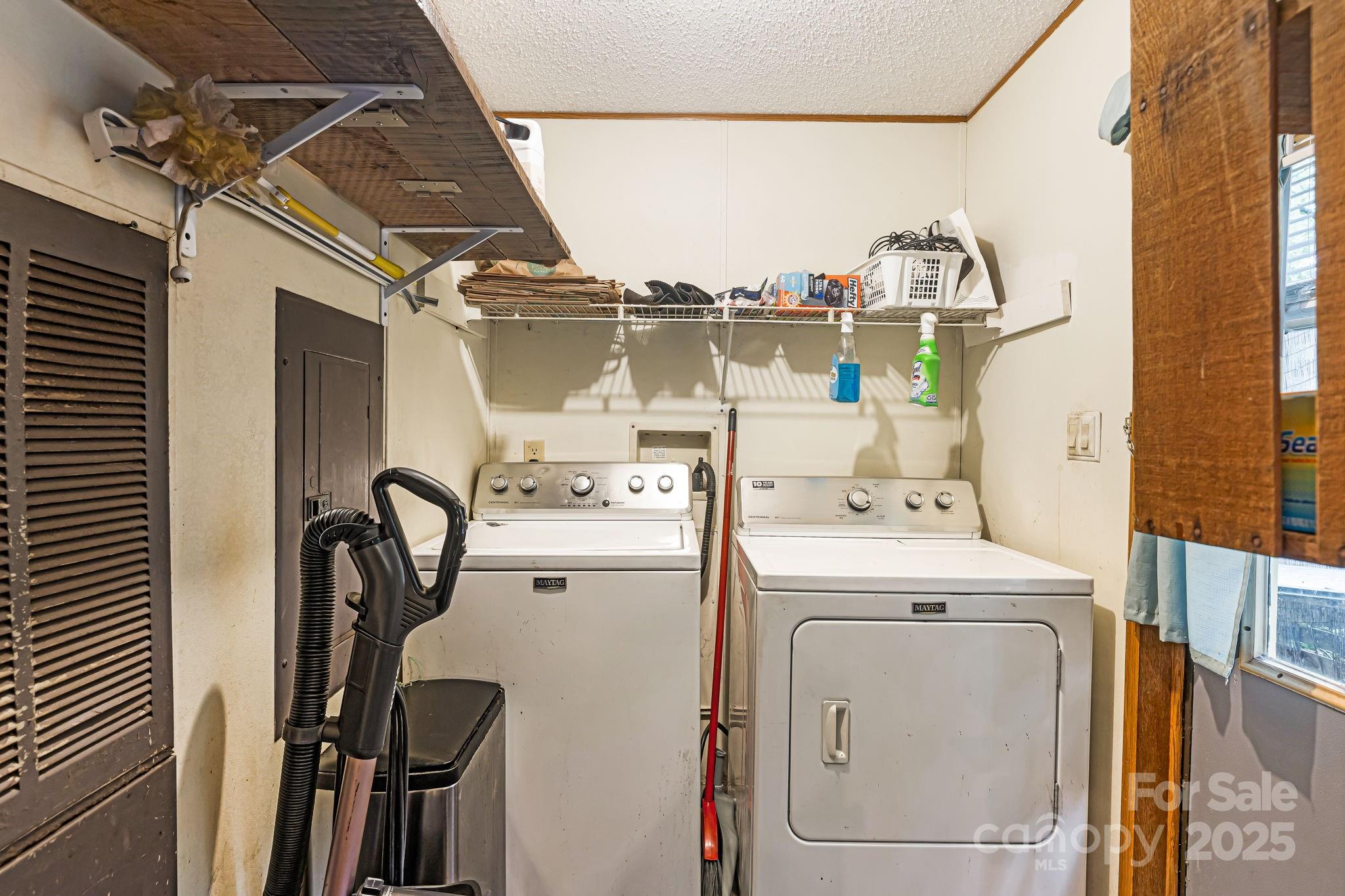 15 Robin Lane Asheville NC 28806