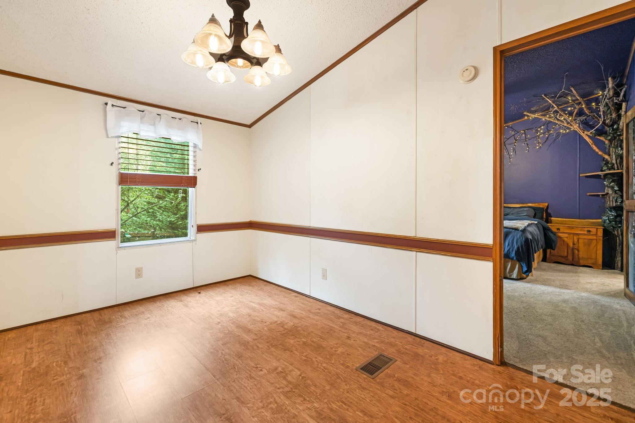 15 Robin Lane Asheville NC 28806