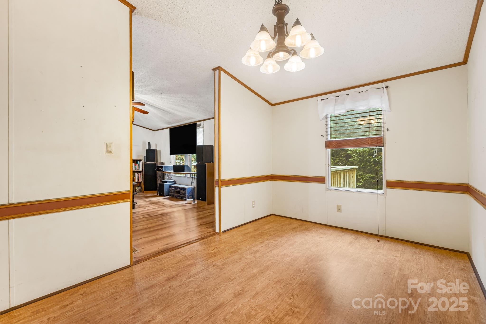 15 Robin Lane Asheville NC 28806