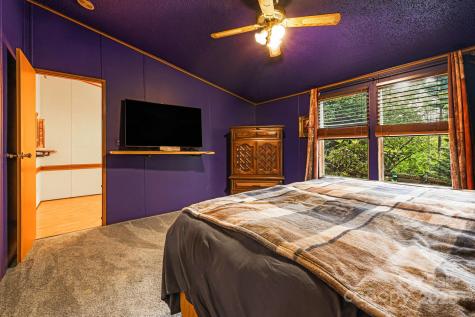 15 Robin Lane Asheville NC 28806