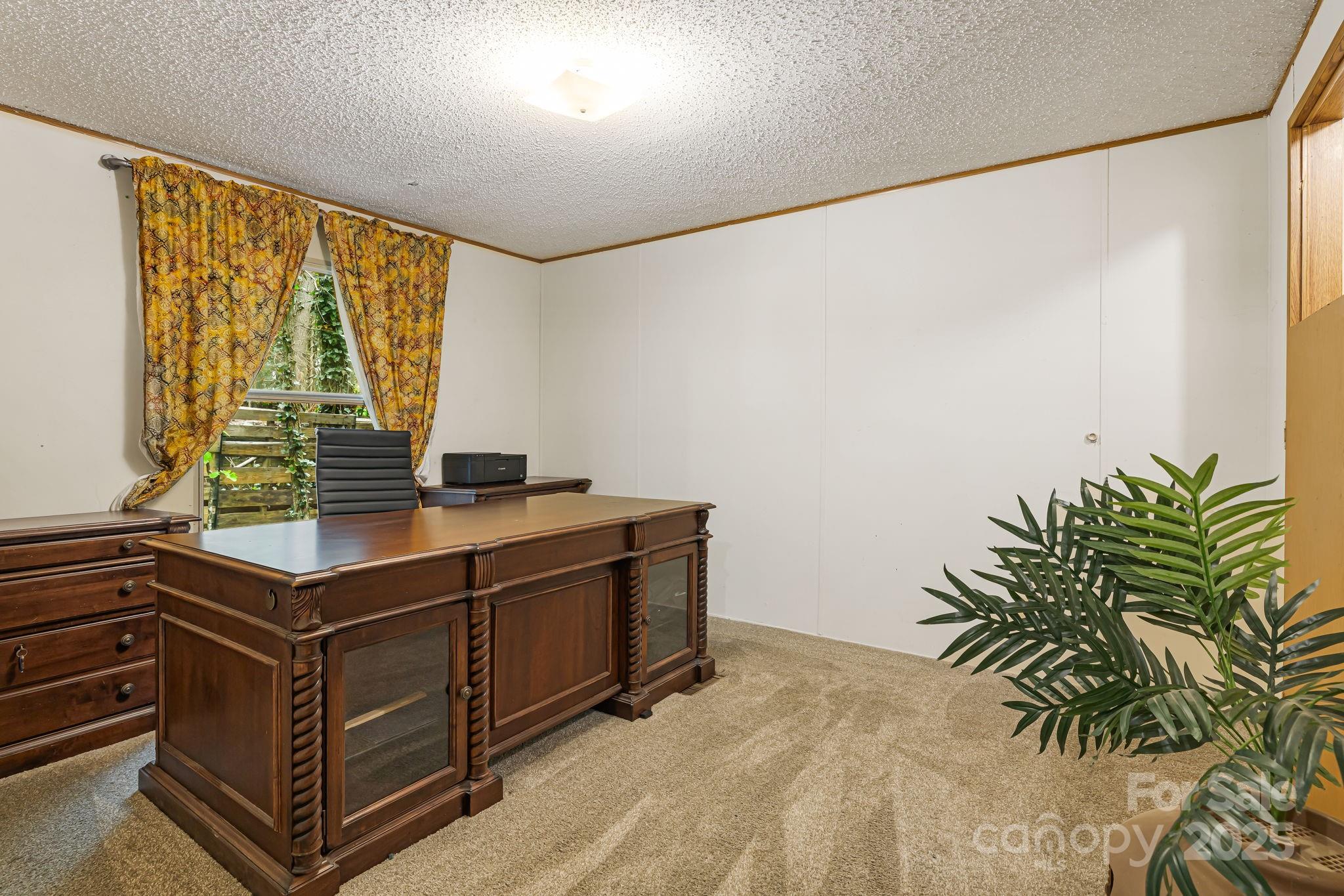 15 Robin Lane Asheville NC 28806