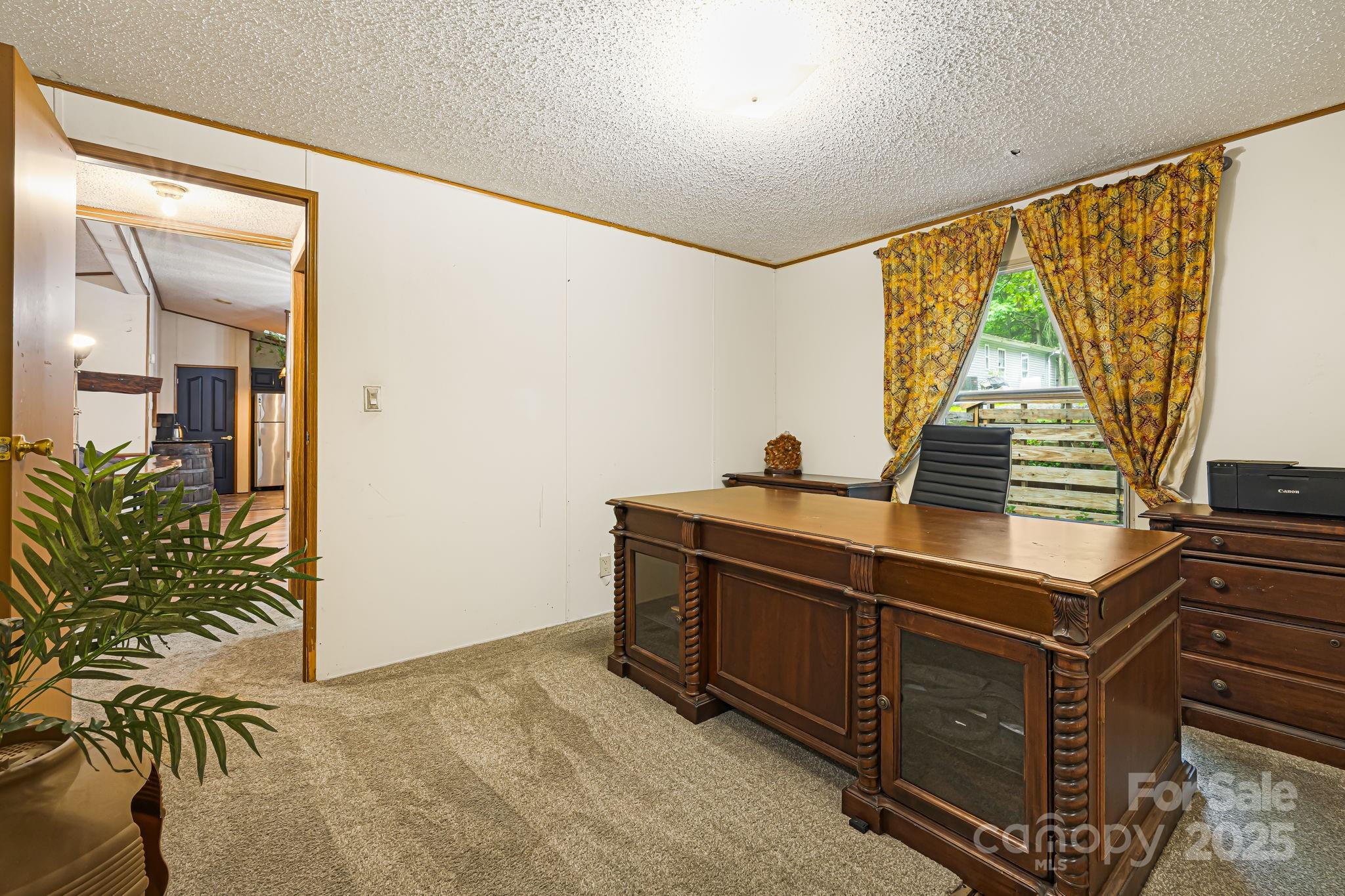 15 Robin Lane Asheville NC 28806